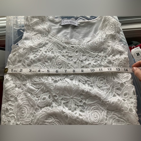 Chicwish Feminine Lace Tank - Picture 6 of 6